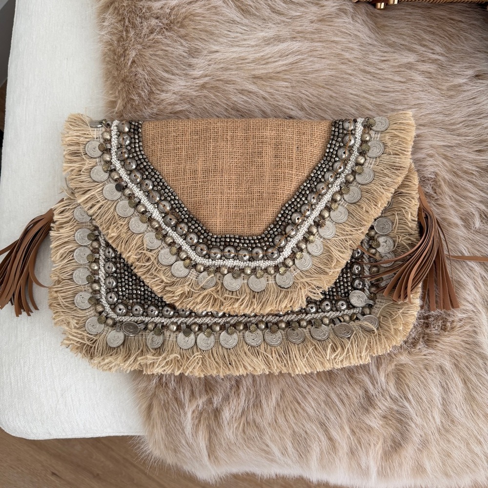 Clutch Shashi - Picture 3 of 6